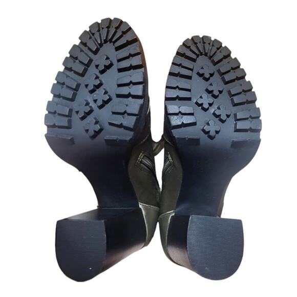 Steve Madden olive green army decal platform heeled zip up boots, size 8.5 - Picture 6 of 6